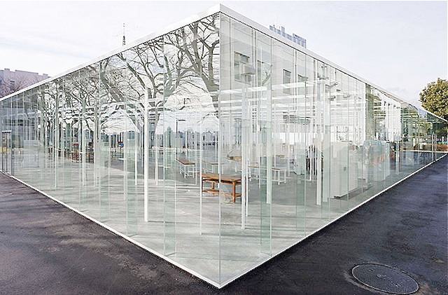 Wonderful-Eden-Project-Green-House-The-Wonder-Glass-Buildings-Design