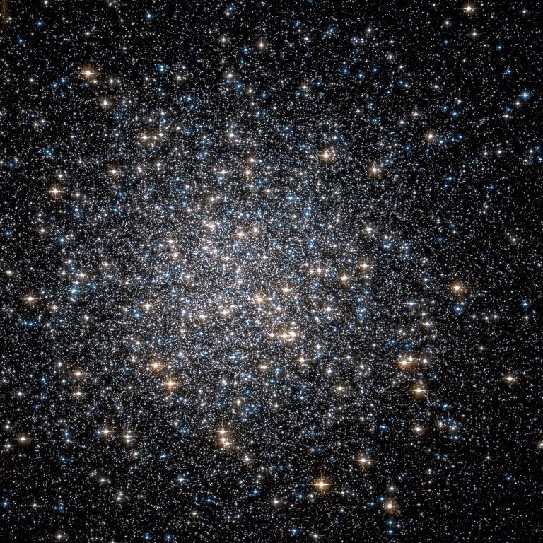 Messier_13_Hubble_WikiSky