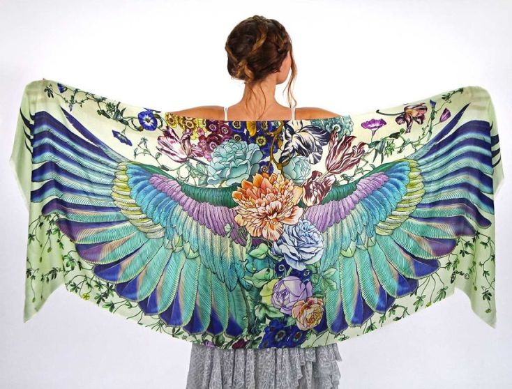 hand-drawn-winged-scarves-that-will-turn-you-into-a-bird-5__880